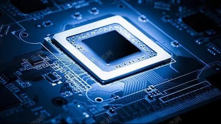 芯片巨头，集体改命